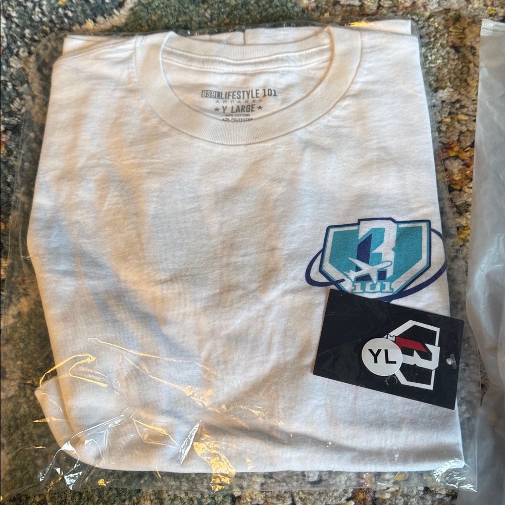 BASEBALL LIFESTYLE 101 YOUTH DREAM CHASER SHORTS  AND MATCHING TSHIRT IN SZ YL… - Picture 6 of 8